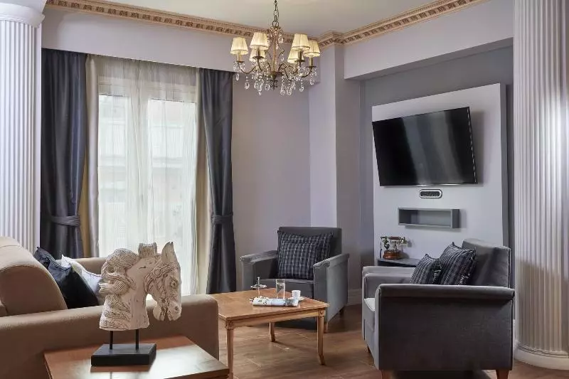 سوییت, Ava Hotel And Suites