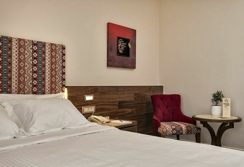 高级大房间, Civitel Akali