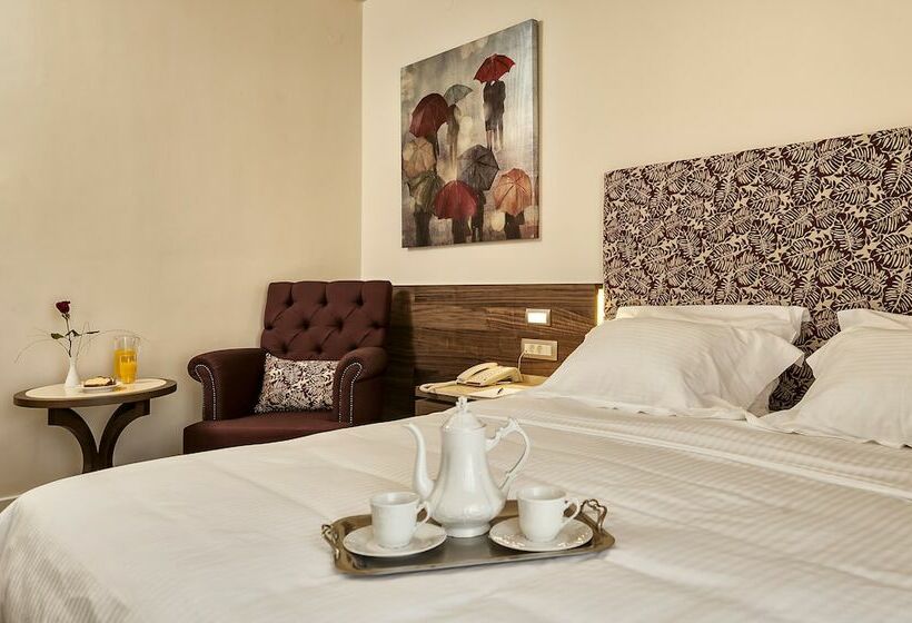 高级大房间, Civitel Akali