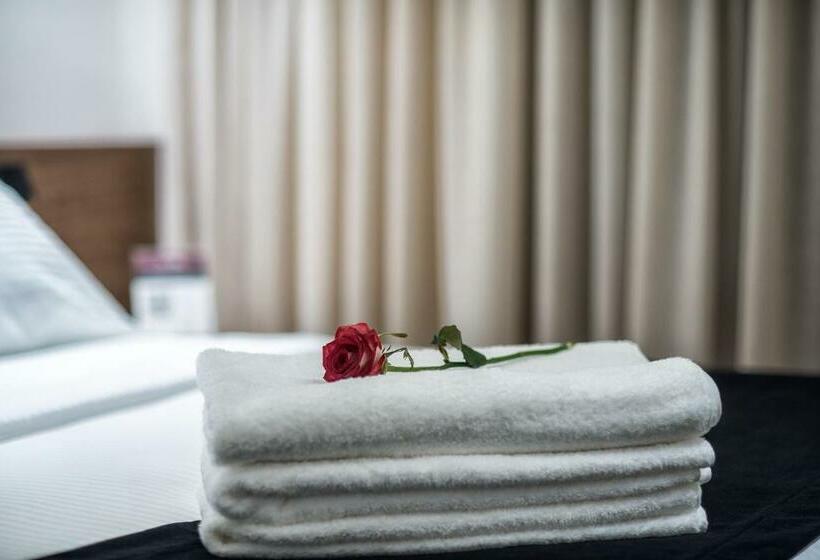 高级套房, Civitel Akali