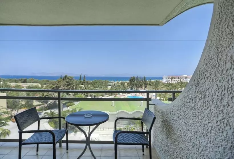Chambre Standard Vue Mer Latérale, Kipriotis Hippocrates