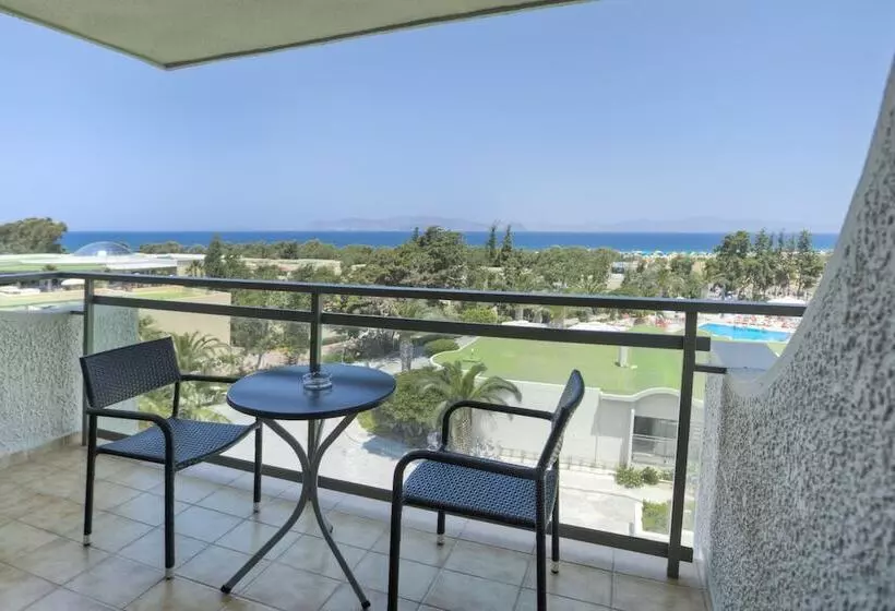 Chambre Standard Vue Mer Latérale, Kipriotis Hippocrates
