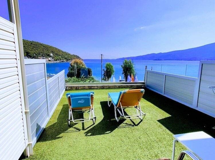 اتاق کلاسیک با چشمانداز دریا, New Aegli Resort