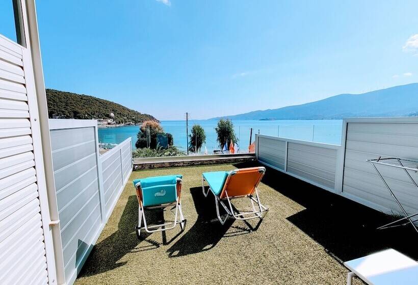 اتاق کلاسیک با چشمانداز دریا, New Aegli Resort