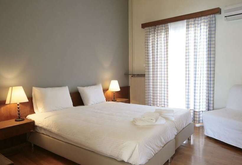 Номер Стандарт Вид на Море, Theoxenia