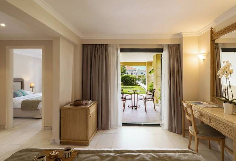 Люкс, Mitsis Rodos Maris