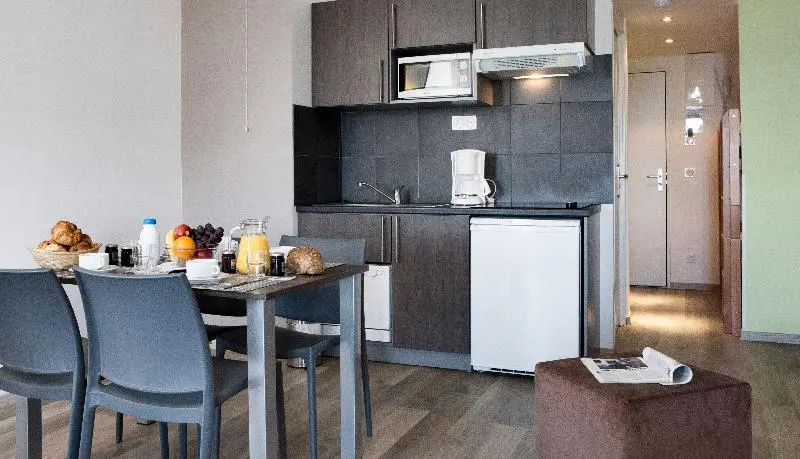 スタンダードスタジオ, Sowell Residences Pierre Blanche