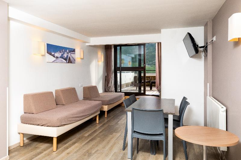 스탠다드 스튜디오, Sowell Residences Pierre Blanche