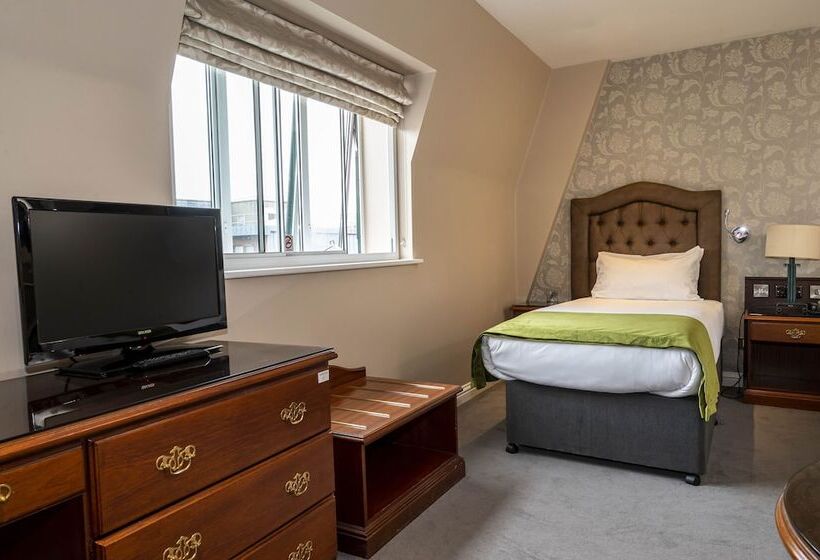 标准单人间, Drury Court