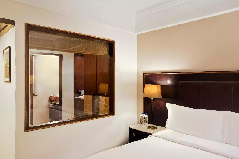 スーペリアールーム, Eros Hotel New Delhi, Nehru Place