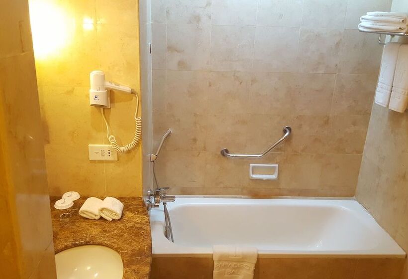 디럭스 룸, Kuta Paradiso