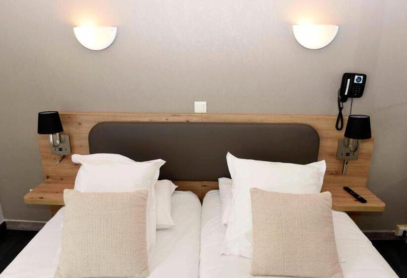 غرفة عائلية, Azur