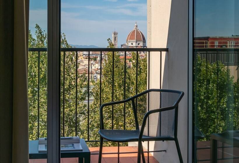 اتاق یک تخته با تراس, B&b Hotel Firenze City Center