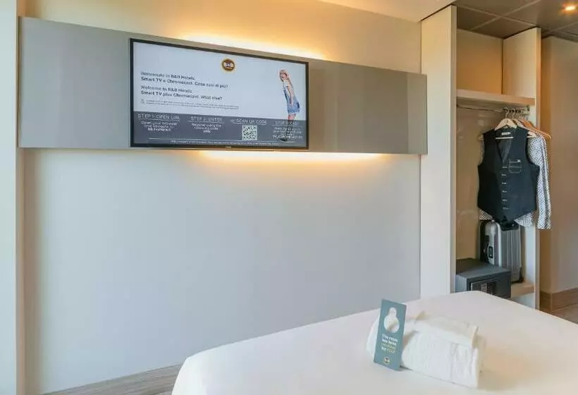 اتاق یک تخته با تراس, B&b Hotel Firenze City Center