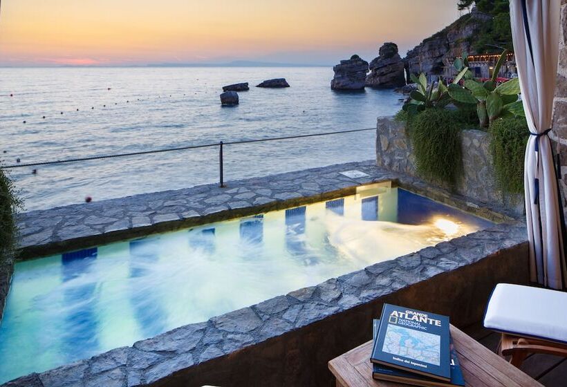 带海景的标准房, Capo La Gala Hotel&wellness