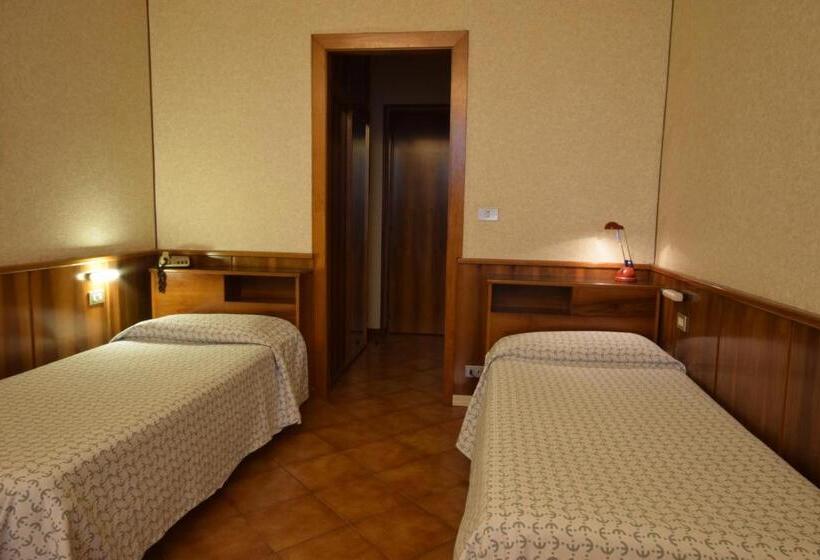 اتاق استاندارد سه نفره, Euromotel Croce Bianca