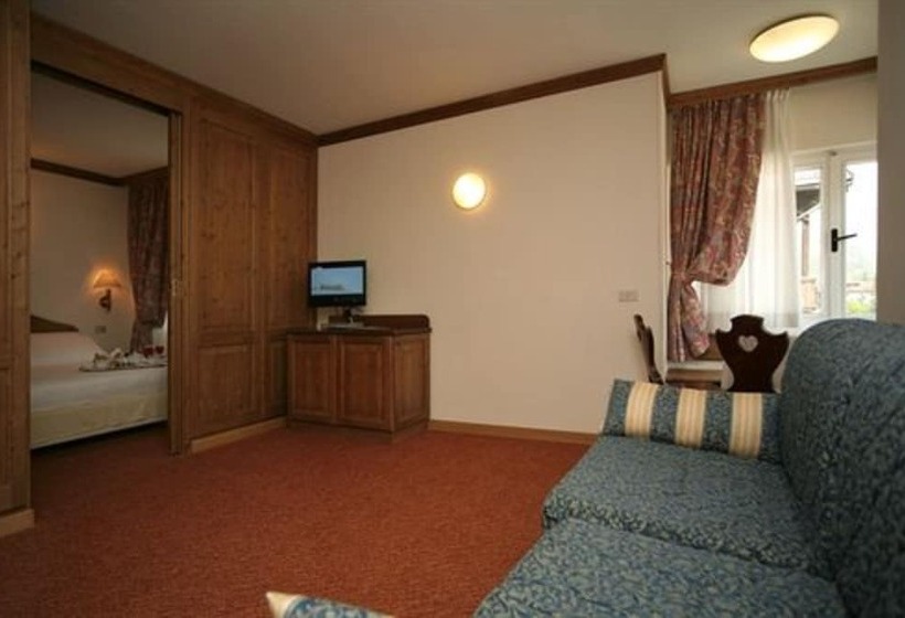 山の見えるスーペリアルーム, Alaska Cortina