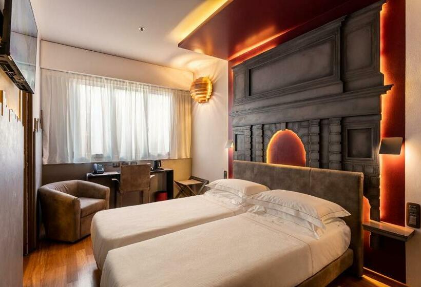 高级大房间, Ariston