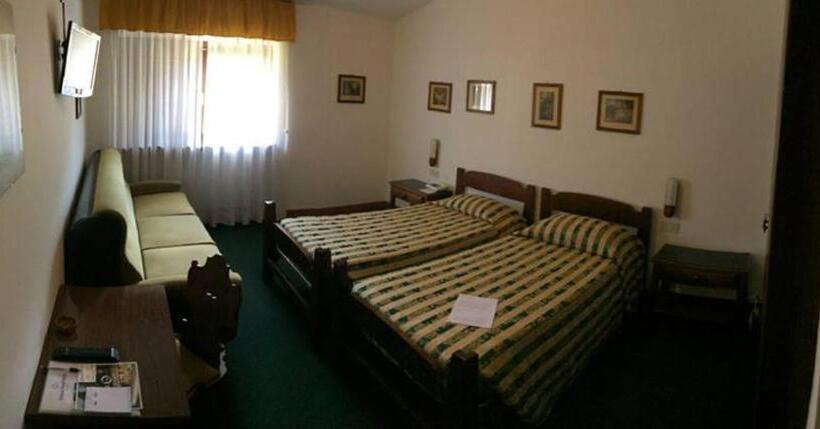 غرفة قياسية ثلاثية, Grand Hotel Siva   Adults Only