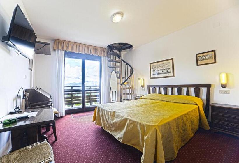 غرفة ديلوكس مطلة على الجبل, Grand Hotel Siva   Adults Only