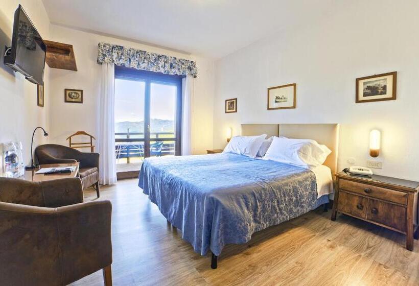 غرفة قياسية مزوَّدة بشُرفة, Grand Hotel Siva   Adults Only