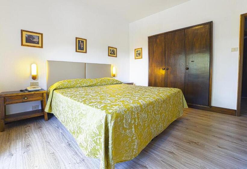 غرفة قياسية مزوَّدة بشُرفة, Grand Hotel Siva   Adults Only