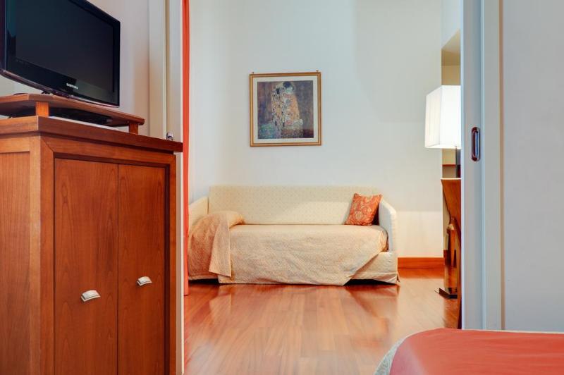 اتاق استاندارد سه نفره, Delle Nazioni