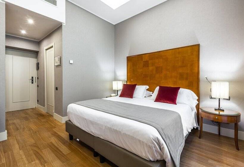 اتاق استاندارد, Delle Nazioni