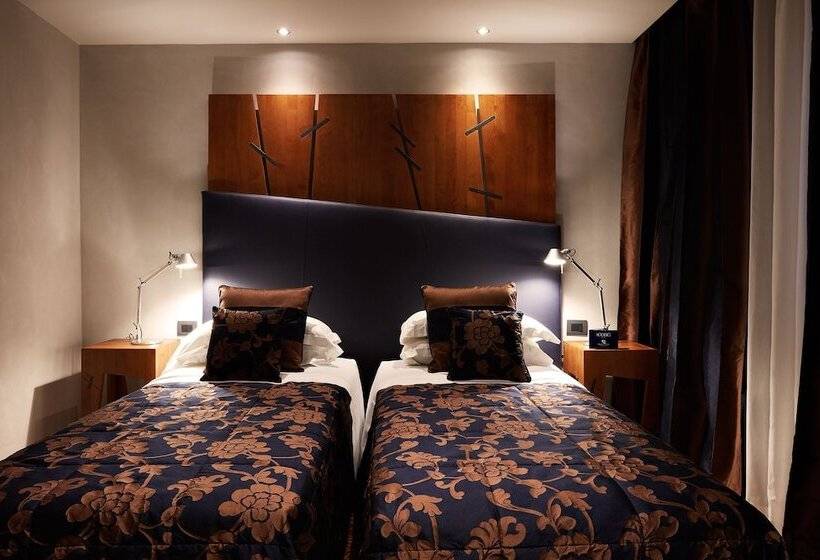 クラシックルーム, The Code