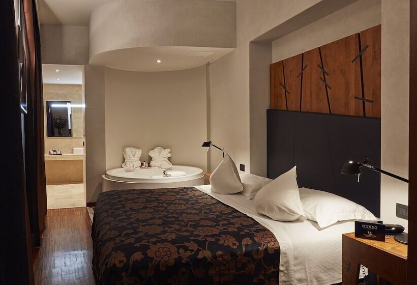 ハイドロマッサージバス付きジュニアスイート, The Code