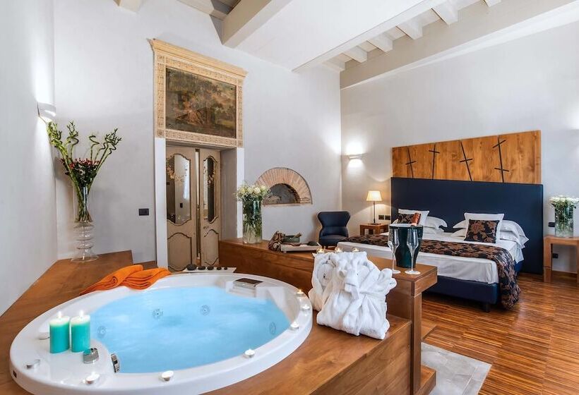 ハイドロマッサージバス付きジュニアスイート, The Code