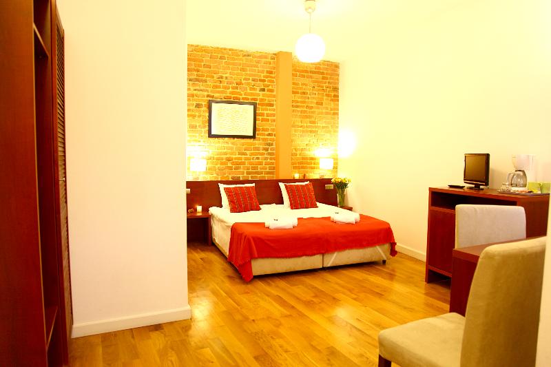 クラシックルーム, The Code