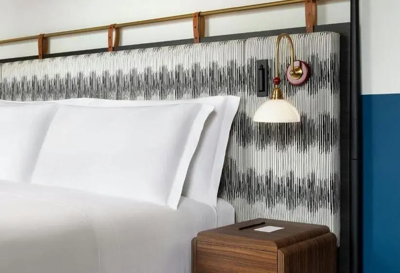 Suite Lit King, Villa Ermellina Siena, a Tribute Portfolio Hotel