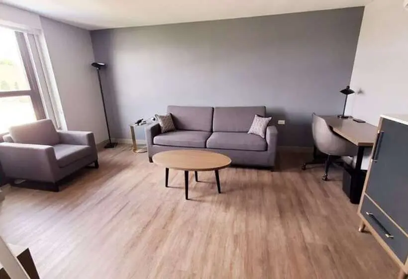 身障者適用スイートルーム, Indigo Chattanooga   Downtown, An Ihg