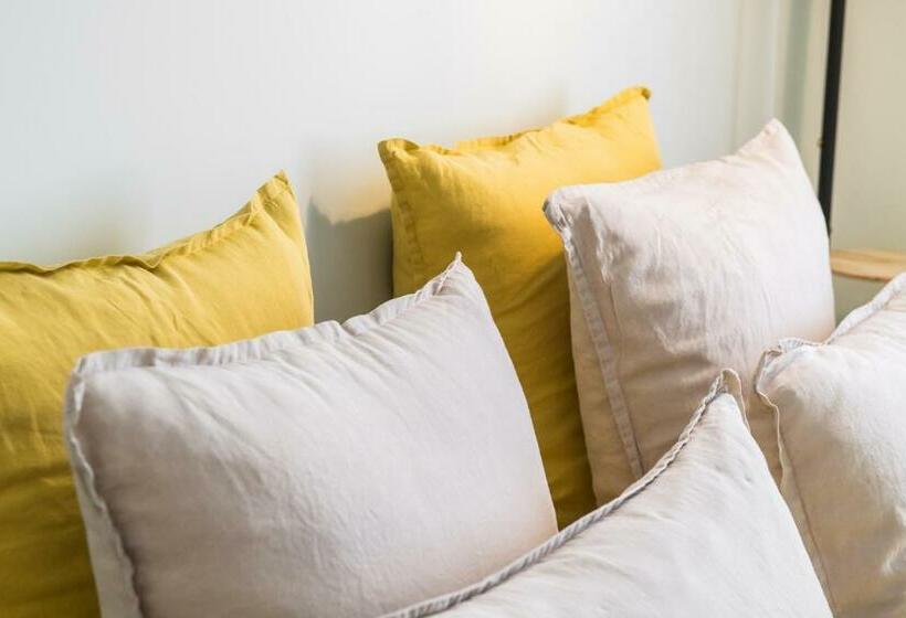 スタンダードシングルルーム, Maison Volver