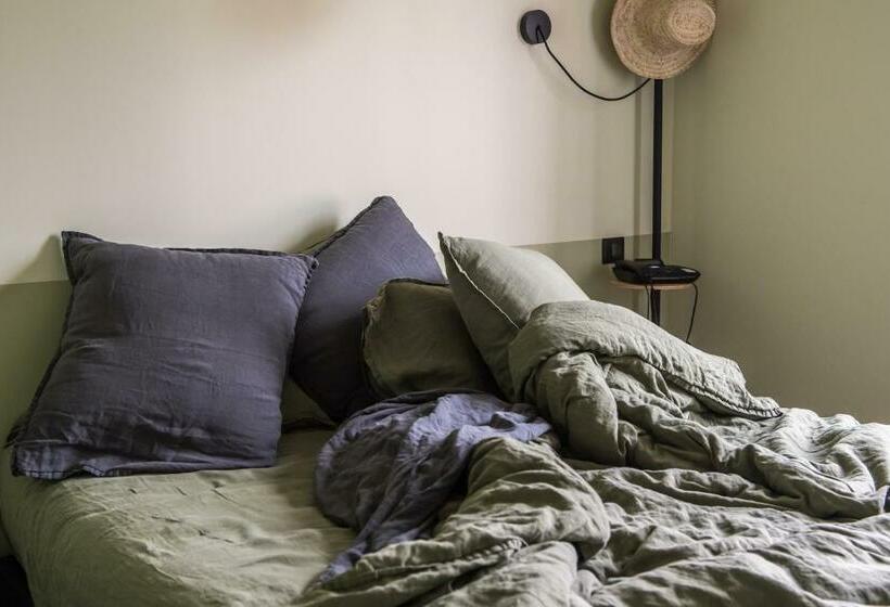 スタンダードルーム, Maison Volver