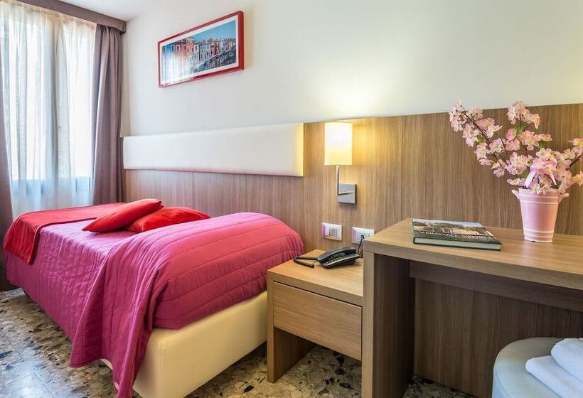 اتاق استاندارد یک نفره, Il Moro Di Venezia