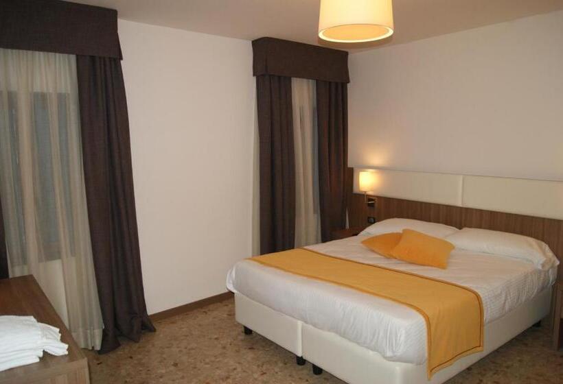 اتاق استاندارد, Il Moro Di Venezia