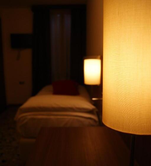 اتاق استاندارد یک نفره, Il Moro Di Venezia