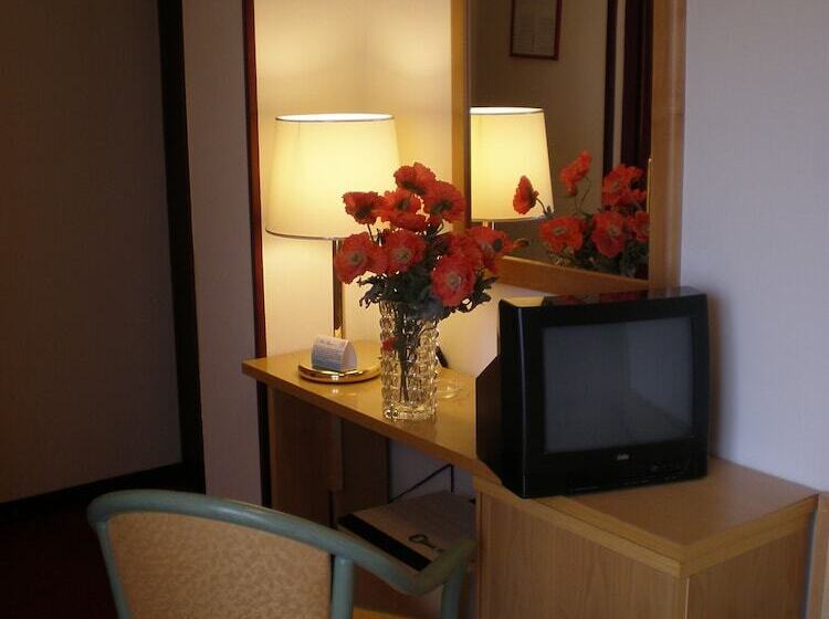 اتاق کلاسیک یک تخته, Majestic