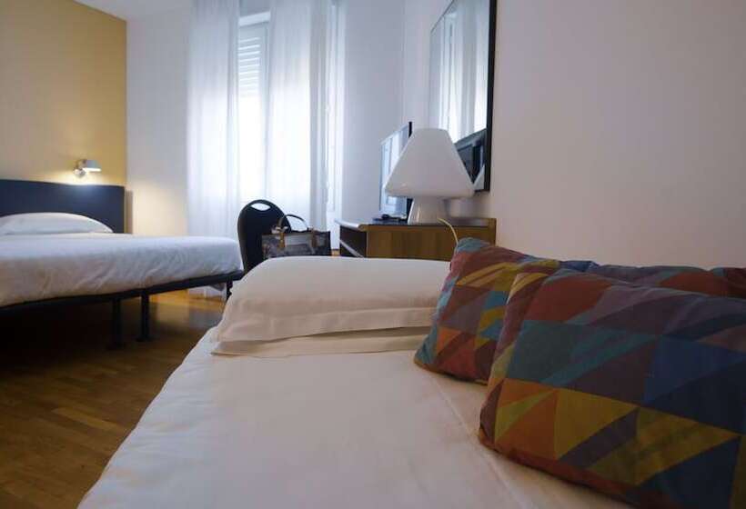 Номер Стандарт Трехместный, Mistral2