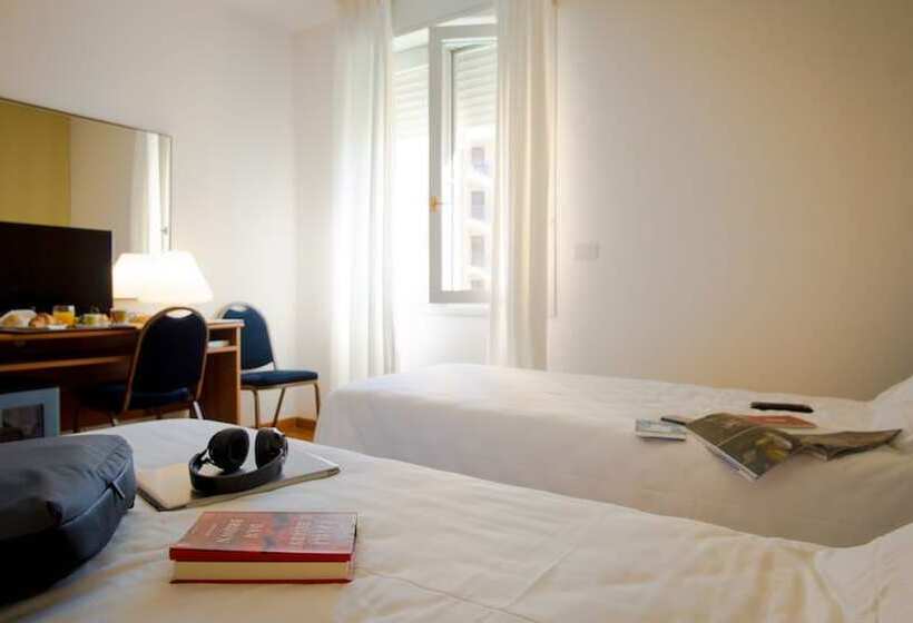 Номер Стандарт, Mistral2