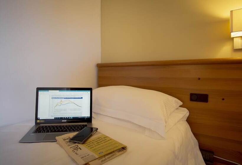 Номер Стандарт Индивидуальный, Mistral2