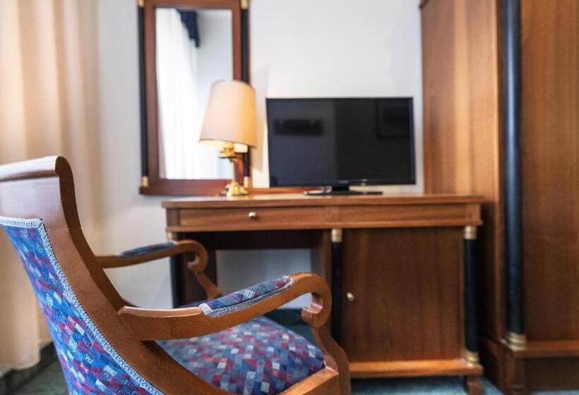 اتاق اکونومی یک تخته, Palace Bologna Centro