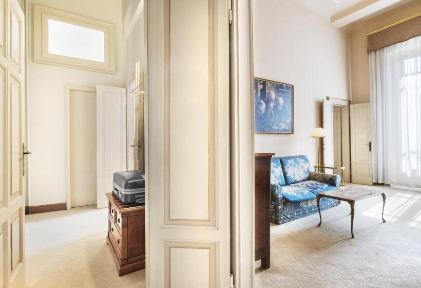 سوییت جونیور, Palace Bologna Centro