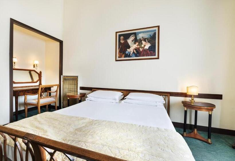 سوییت جونیور, Palace Bologna Centro