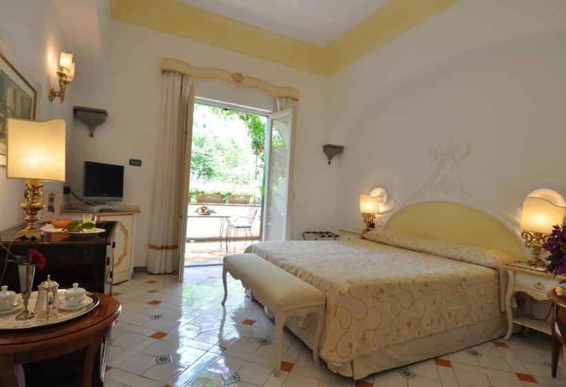 غرفة قياسية مطلّة علي الحديقة, Palazzo Murat