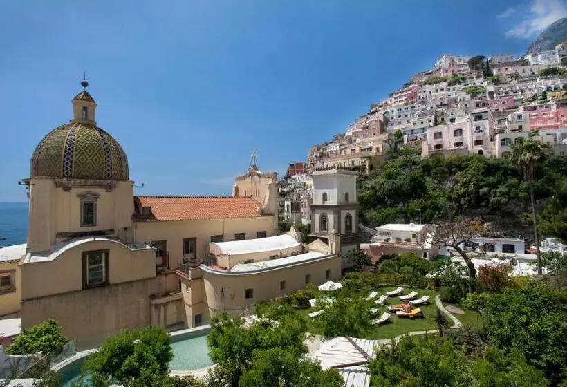 اتاق سوپریور با چشم‌انداز جانبی دریا, Palazzo Murat