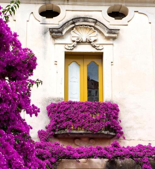 غرفة ديلوكس مطلّة علي البحر, Palazzo Murat