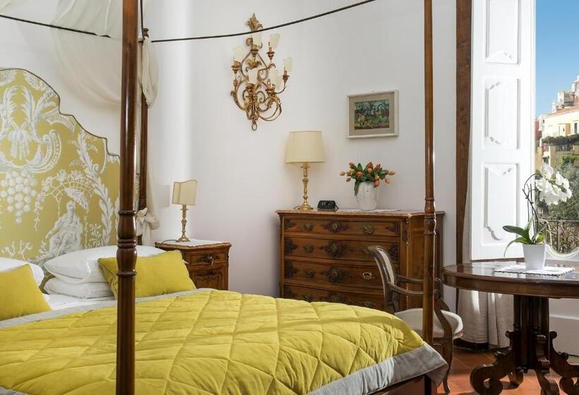 غرفة ديلوكس مطلّة علي البحر, Palazzo Murat